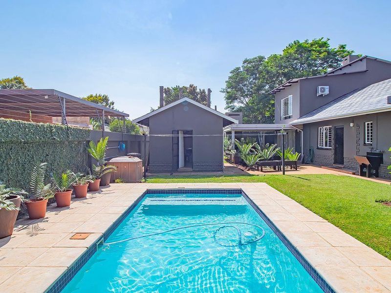 Four Bedroom family home in Annlin - Photo 3
