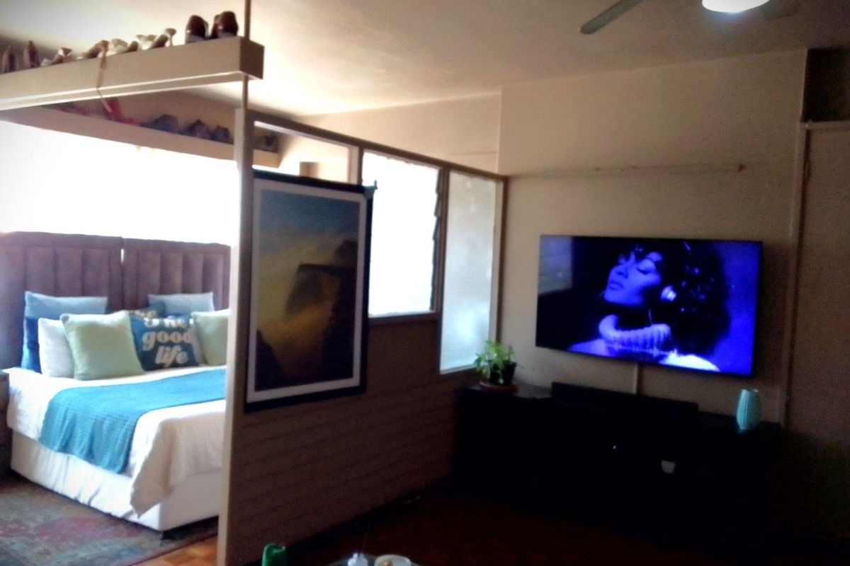 Bachelor Apartment In Durban Central - Photo 3