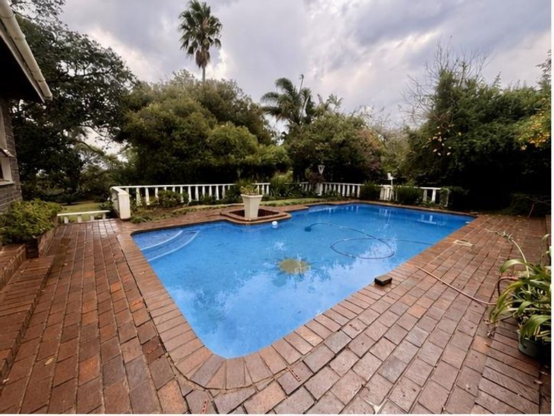Beautiful 4 Bedroom house for sale in vryheid - Photo 2