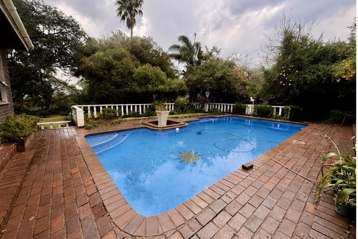 Beautiful 4 Bedroom house for sale in vryheid - Photo 2