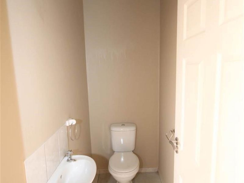 3 bedrooms Townhouse in Long Beach - Photo 9