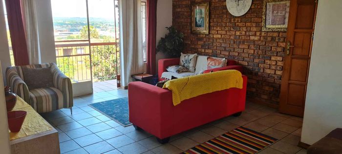 Property #1986798, Townhouse Pending Sale in Zwartkop