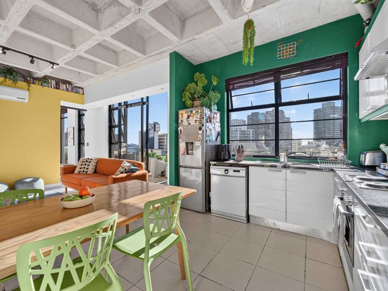 Your Perfect Urban Oasis in the Mother City - Photo 2