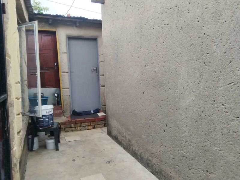 property for sale in Olievenhoutbosch for investors - Photo 9