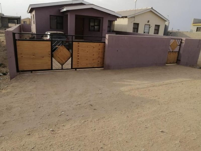 Two bedrooms house for sale in Arandis Extension 5,  Selling Price N$670000 (cost excluded), erf size 307 sqm - Photo 1