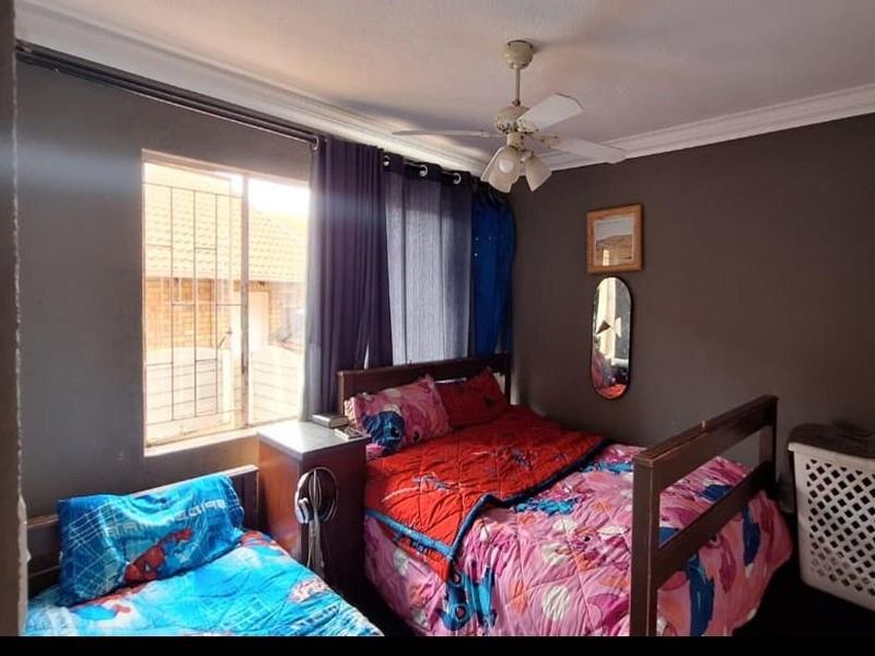Simplex Townhouse - Photo 6