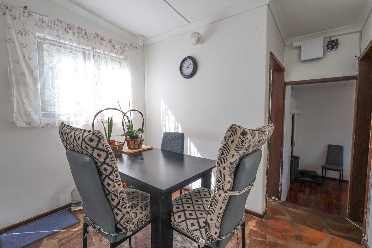 Tranquil 2-Bedroom Simplex in a Small, Peaceful Complex – Perfect for Nature Lovers - Photo 5