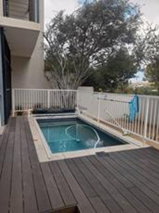 Property #2484310, Townhouse For Sale in Klein Windhoek