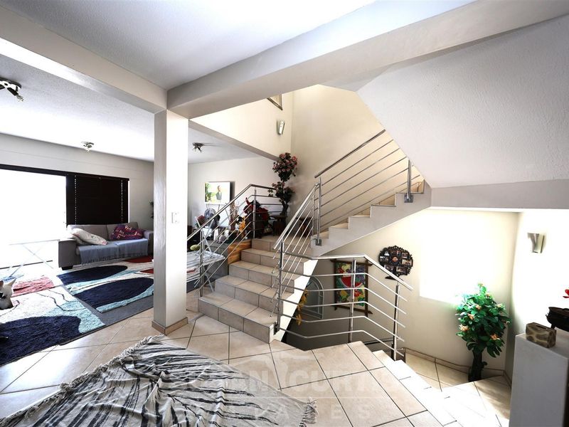 3-Level Duplex Townhouse with Sea & Dune Views - Photo 8