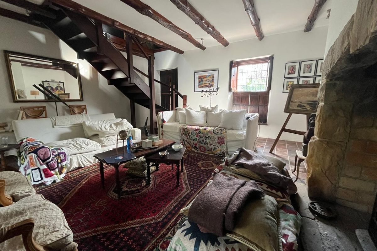 Two storey house in Chelsea Village,Wynberg Upper - Photo 4