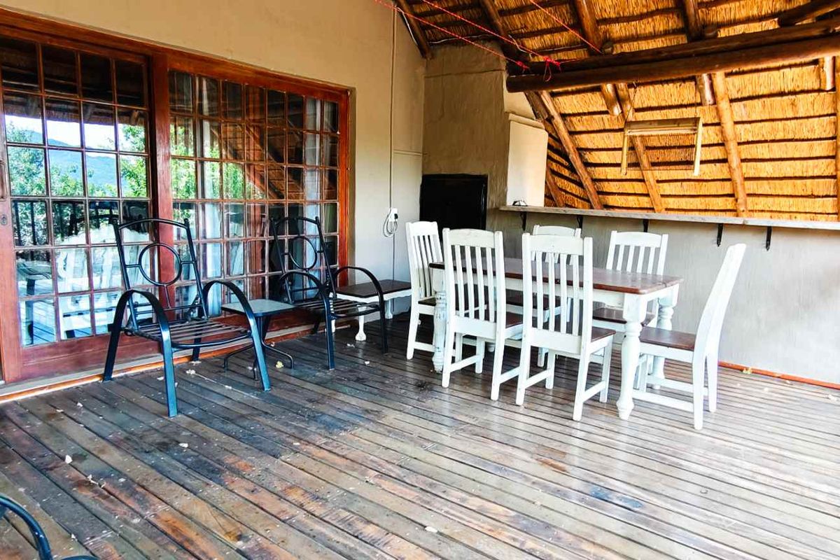 Modern Meets Rustic: Your Bushveld Sanctuary Awaits - Photo 3