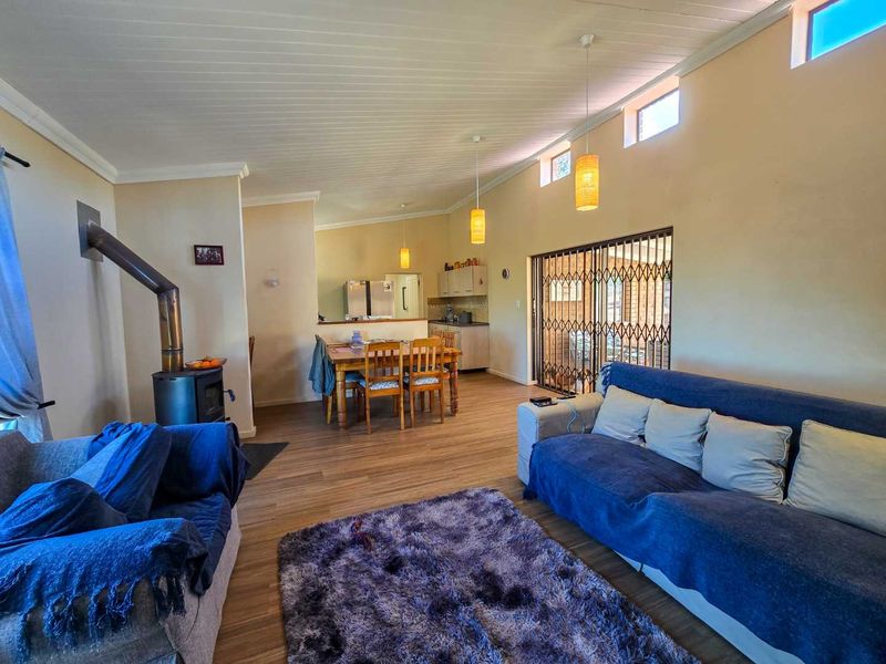 Prestige location with breathtaking river and sea views. - Photo 9
