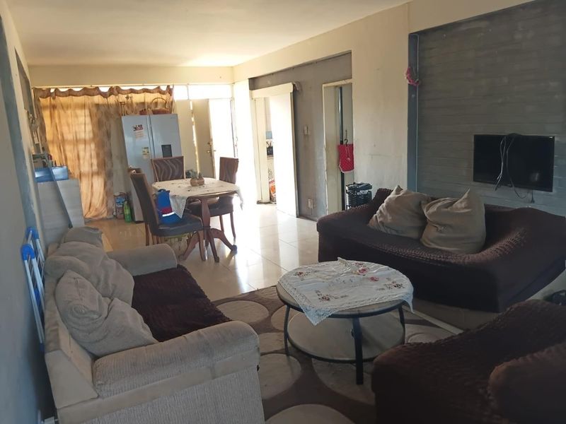 1.5 Bedroom Apartment for Sale - Albert Park, Durban CBD Cash buyers only - Photo 4
