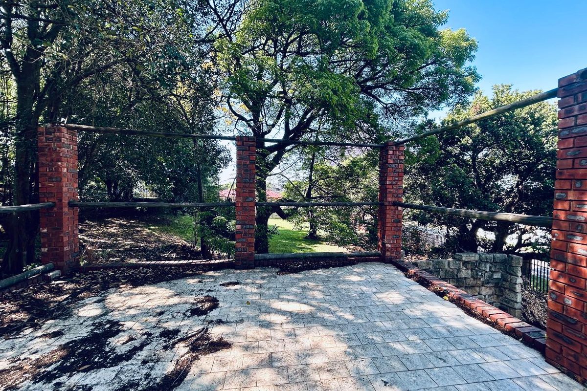 4 bedroom house house for sale in vryheid - Photo 2