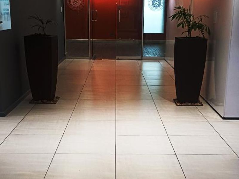 Prime Office Space Available in Cape Town's Financial Hub - Photo 9