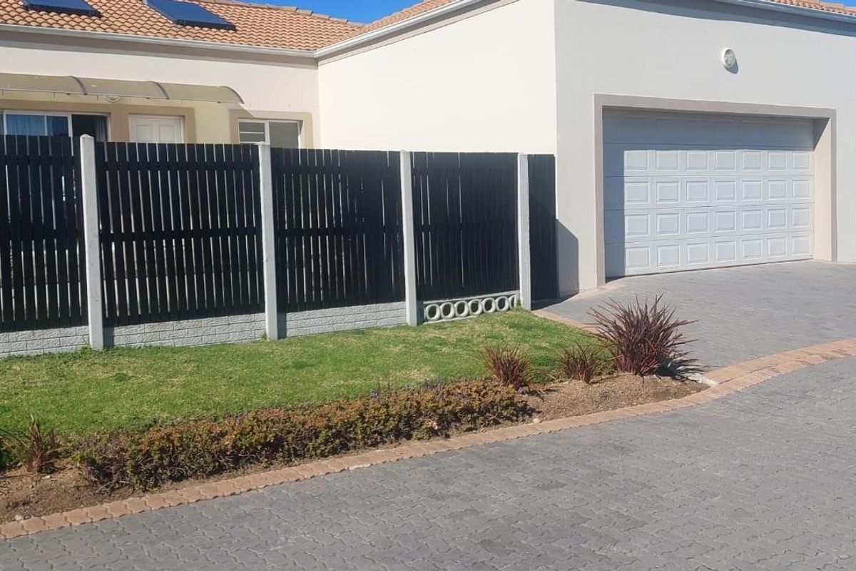Three-Bedroom Home for Sale in Westbrook, Port Elizabeth - Photo 2