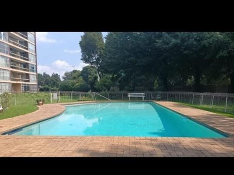 Apartment For Sale in Germiston - Photo 4