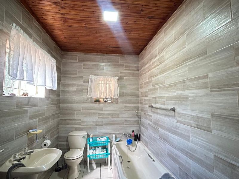 EXCLUSIVE MANDATE - Dual-Title Gem: Flexibility & Investment in One - Photo 8