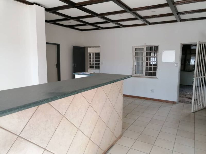 Industrial Facility To Let | Lafrenz | Immediate Occupation - Photo 3