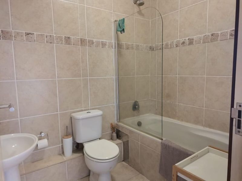1 bedroom Apartment in Umhlanga Ridge - Photo 9