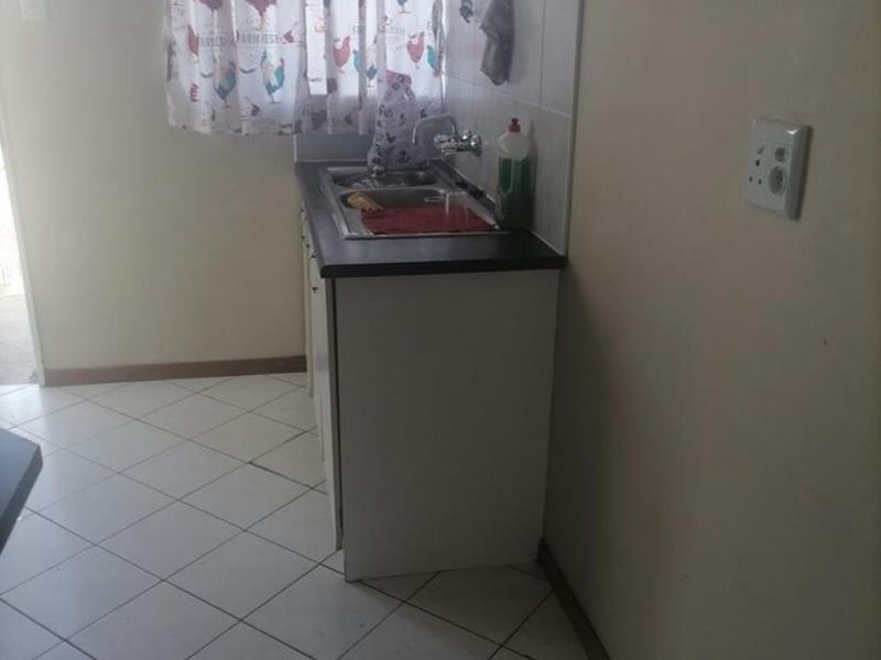 Two bedrooms flat for sale in Blueberry Court, first floor, Khomasdal, Selling Price N$760000 (cost excluded), - Photo 2