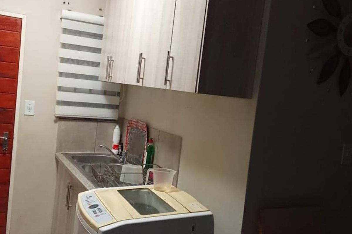 2 Bedroom House For Sale In Lehae - Photo 2