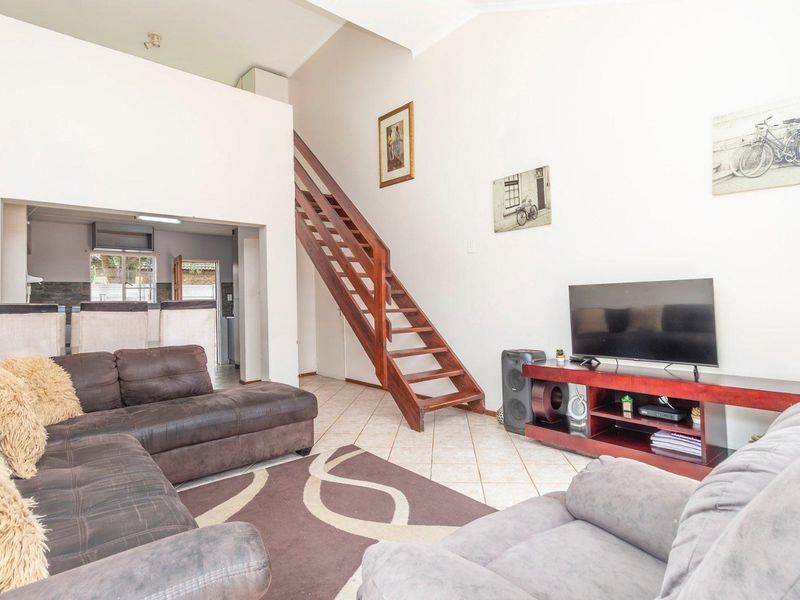 Do you need space and comfort? Look no further... - Photo 6