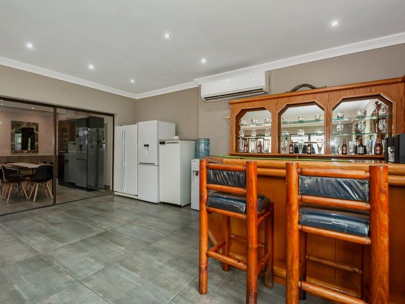 Chef's Dream Kitchen & Cozy Fireplace Await! - Photo 7