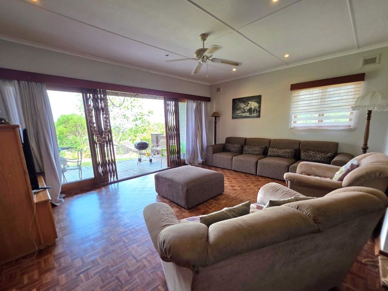 5 Bedroom Family Home FOR SALE in Northdene! - Photo 6