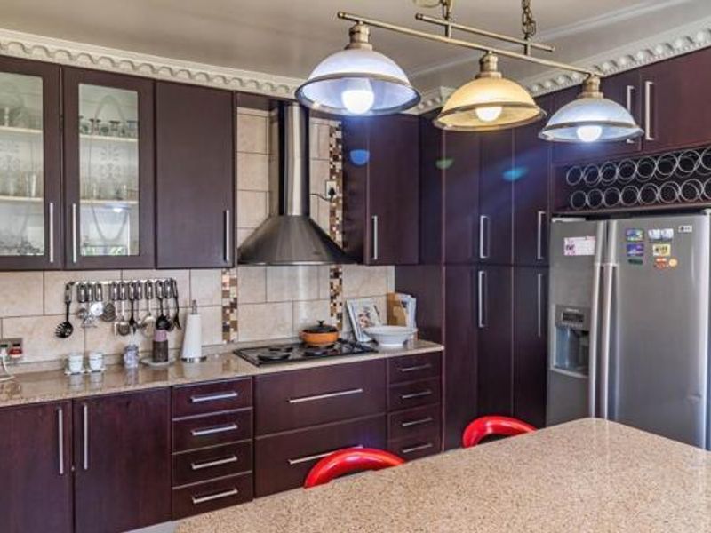 3 Bedroom Home for Sale in Mulbarton - Photo 5