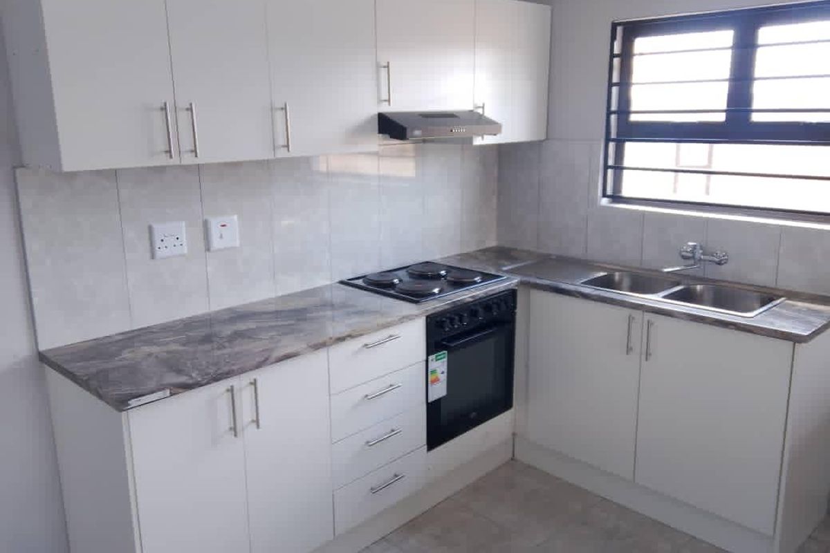 Brand new 3 Bedroom House for sale in Heroes Park, Otjiwarongo. - Photo 2