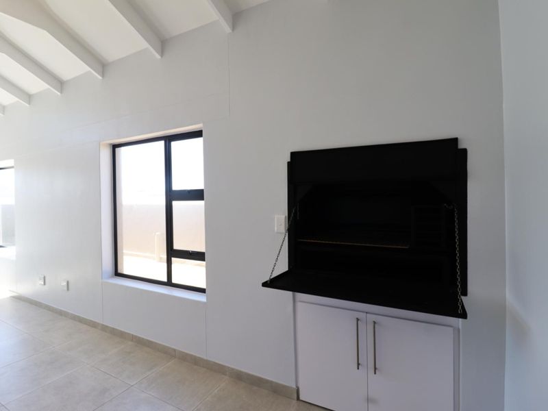 Plot & Plan 3-Bedroom Coastal Home with Current Ocean Views, Swakopmund Namibia - Photo 4