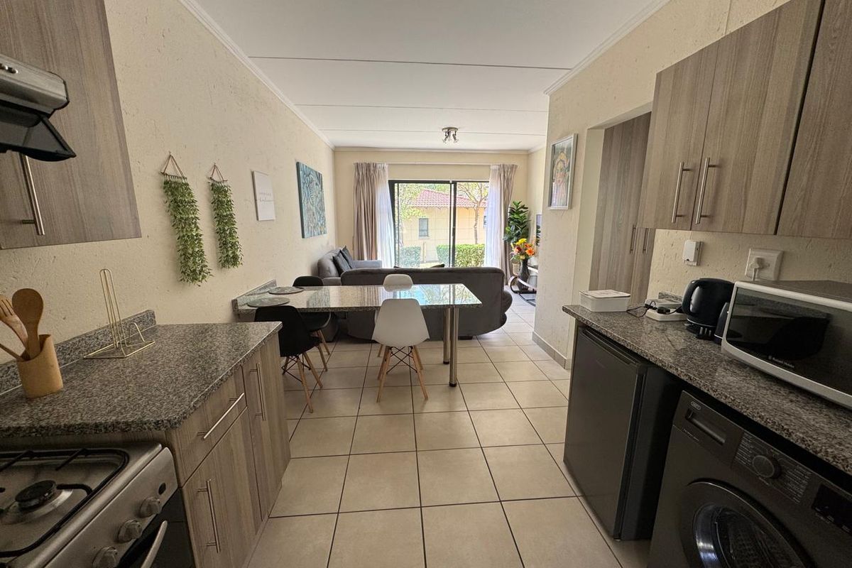 Newly Renovated 1-Bedroom Apartment at Ihita, Beverley - Photo 2