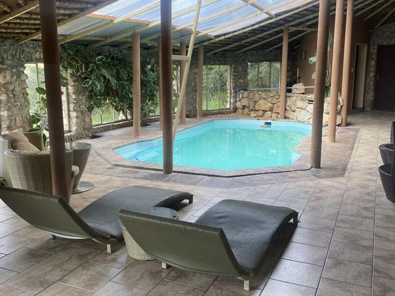 Luxurious Game Lodge & Wilderness Estate – 3,000 Hectares, 89 km from Windhoek, en route to Gobabis Namibia - Photo 3