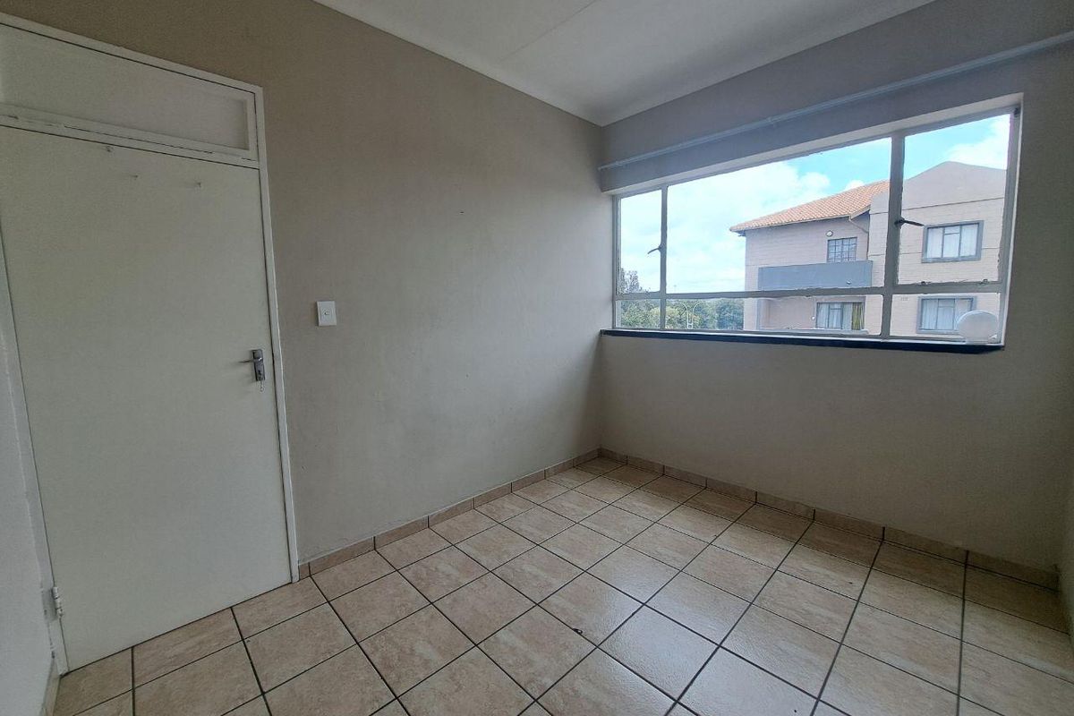 Corner Commissioner Street Gem: Income & Growth Potential! - Photo 4