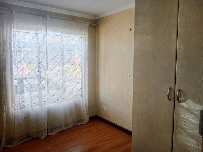 3 Bedroom 2 Bathroom Apartment To Let - Photo 7