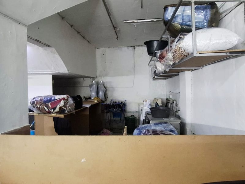 High Foot Traffic & Security in Prime Retail Space! - Photo 8