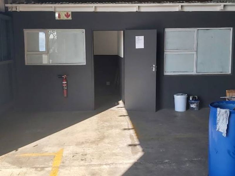 Warehouse/Distribution/manufacturing facility to let in Wilsonia. - Photo 7