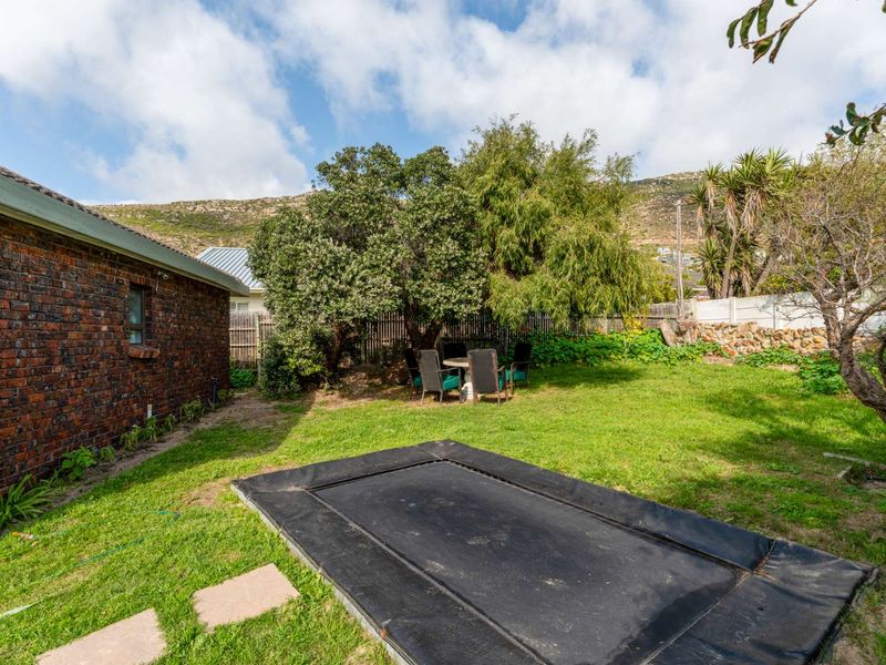 Sunny 4 bedroom,  North facing family home in the heart of the valley for sale!! - Photo 5