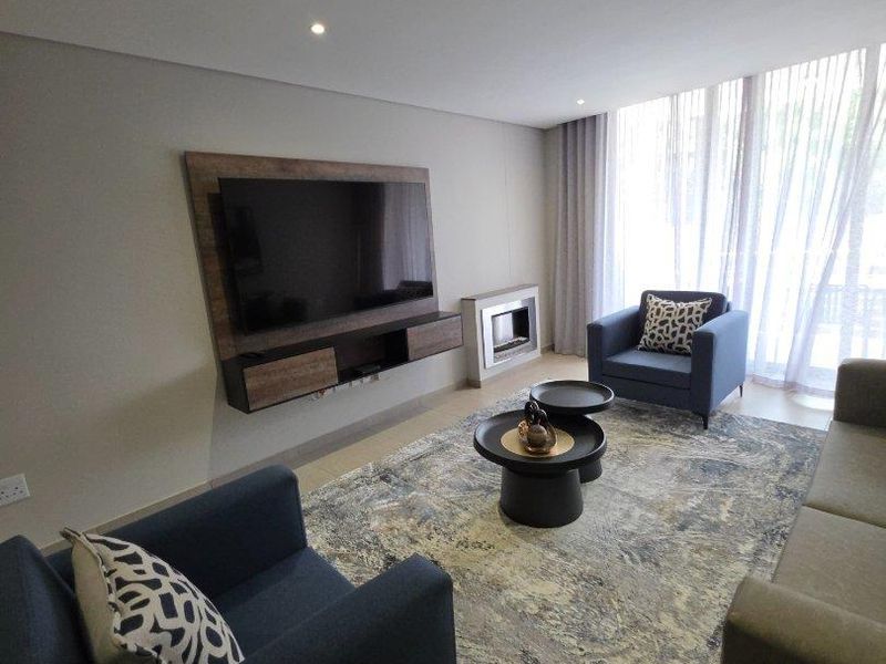 INCREDIBLE ULTRA MODERN 3 BED FULLY FURNISHED APARTMENT - Photo 3