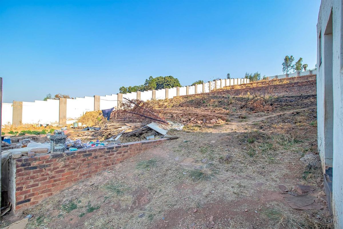 Prime Development Stand in Waterkloof Heights - Photo 3