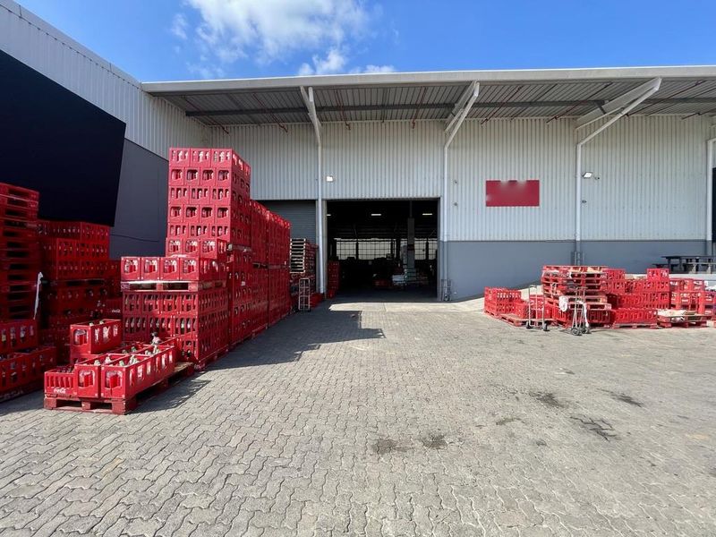 Premium 1,500 sqm Warehouse To Let – Cornubia - Photo 2