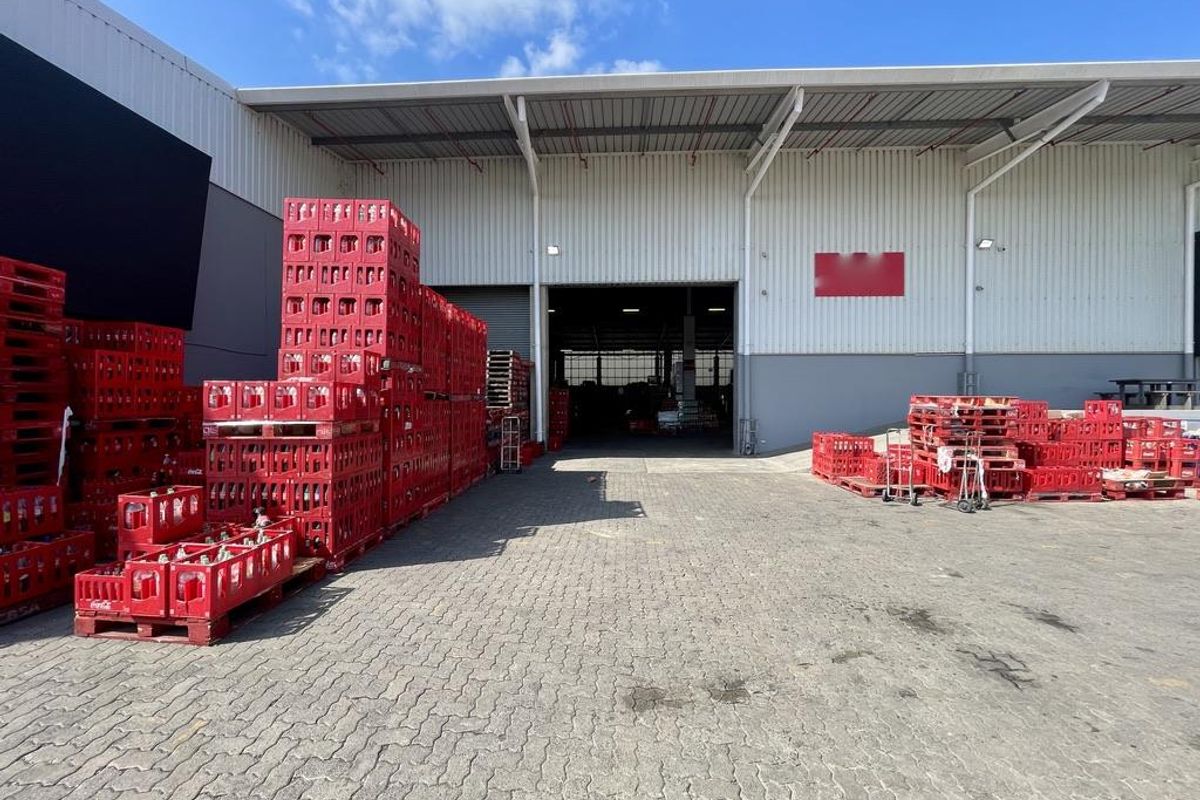 Premium 1,500 sqm Warehouse To Let – Cornubia - Photo 2