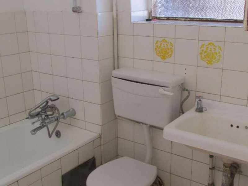 A BACHELOR FLAT TO RENT IN PRETORIA CENTRAL - Photo 6