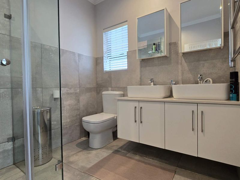 RETIREMENT VILLAGE FOR OVER 50'S - Photo 6