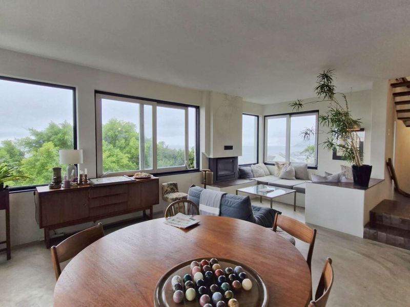 4-Bed Hillside Home with Natural Pool and Endless Ocean Views - Photo 3