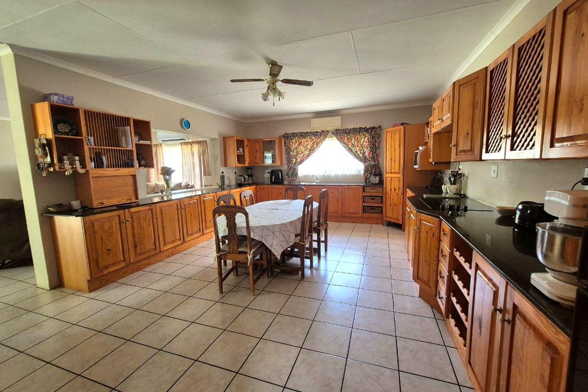 Expansive Farm with Game Fencing - Photo 5