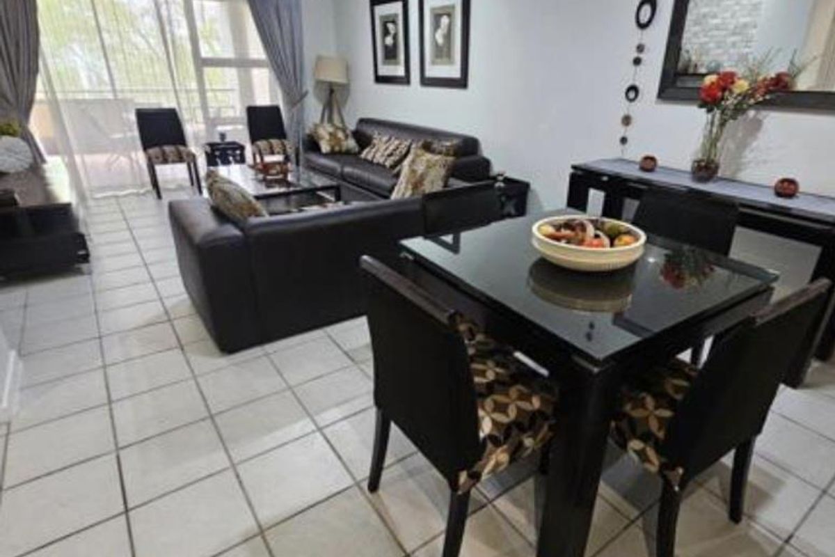 A CHARMING TWO BEDROOM FURNISHED APARTMENT - Photo 5