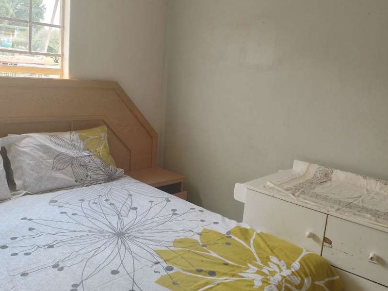 THREE BEDROOM TOWNHOUSE FOR SALE IN RAVENSWOOD - Photo 9