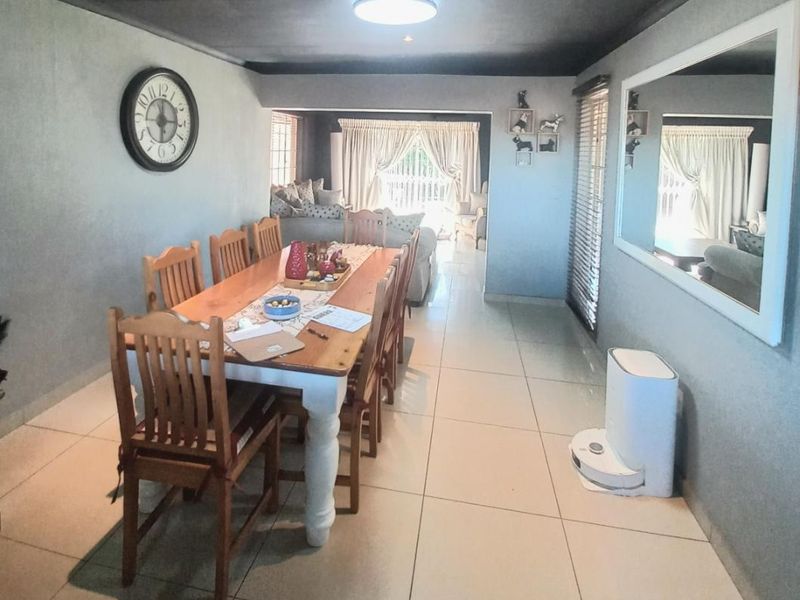 Move-in ready Home - Photo 4